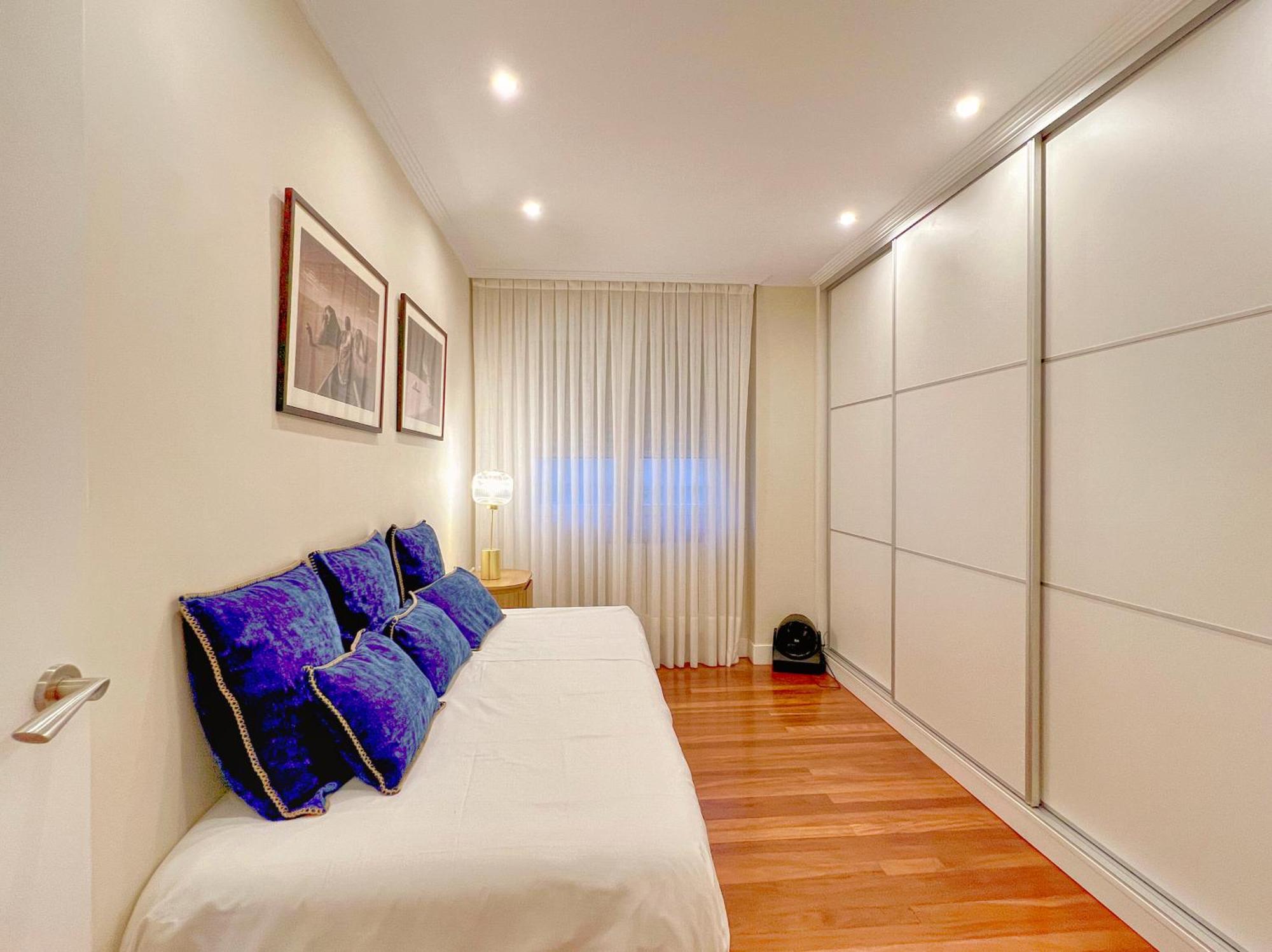 River Deluxe Con Garaje Gratis Bilbao Eksteriør bilde